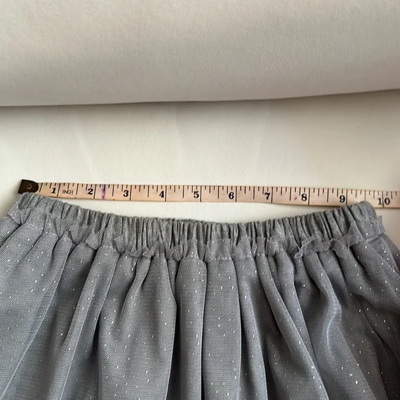 GAP Kids shimmery gray/silver tulle skirt ✨ Size US4. Fully lined. - Picture 6 of 7